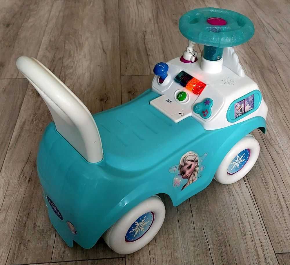 Jeździk z motywem z bajki Kraina lodu