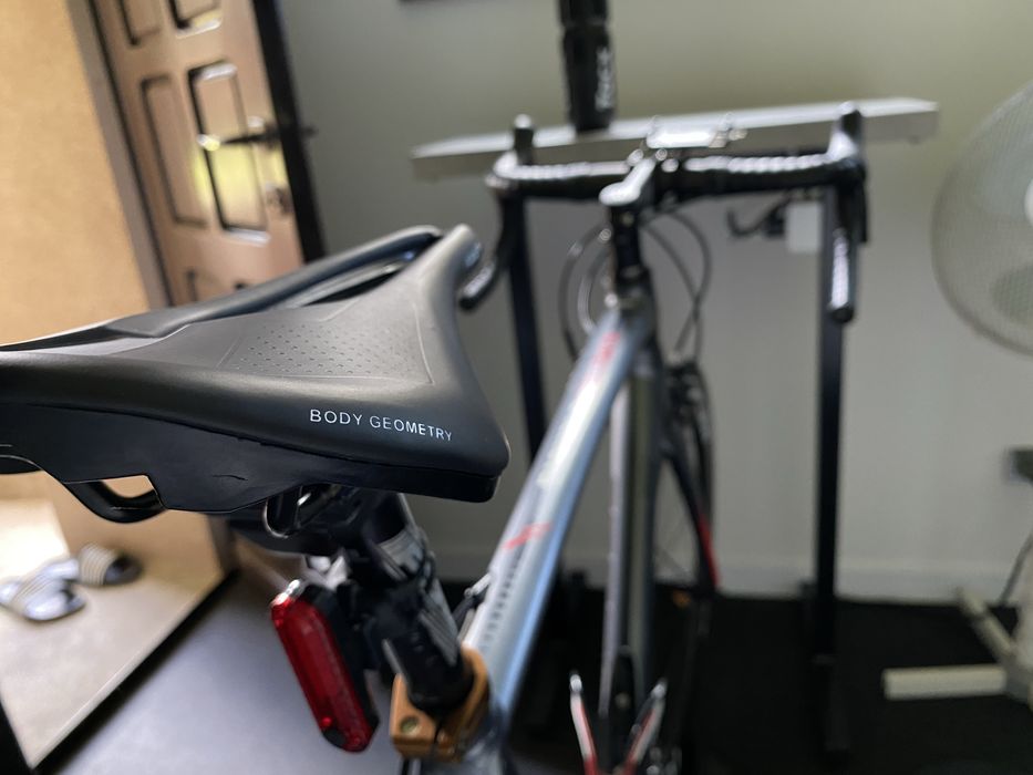 Siodełko Specialized Power Comp 143mm