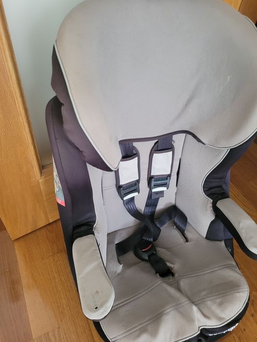 Cadeira auto universal (8/18kg)