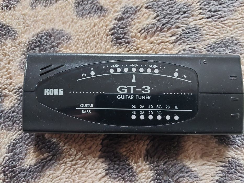 Tuner do gitary i basu Korg GT3