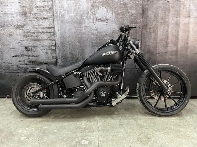 Harley-Davidson Night Train Harley Davidson Night Train Bobber custom Zarejestrowany