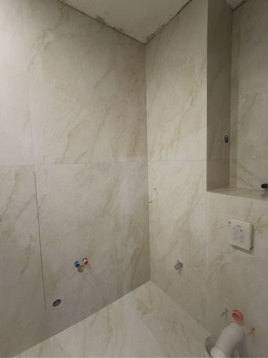 Плиточник. Вкладання плитки.