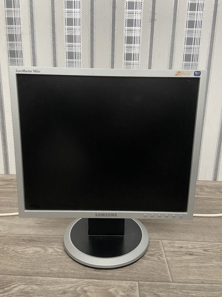Монитор Samsung SyncMaster 740BF