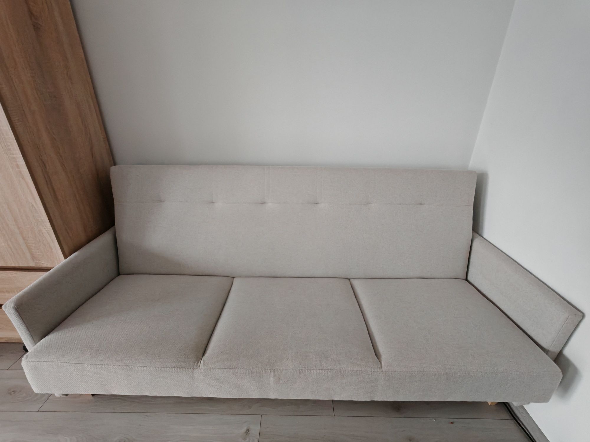 Beżowa sofa Henry Agata Meble - stan bdb