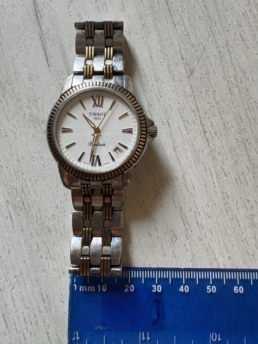 Годинник Tissot, чоловічі, бу гарний стан.