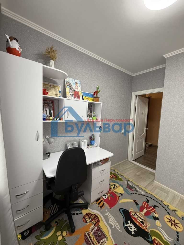 3к квартира, Левада, окремі кімнати, з косметикою, 8/9 поверх!