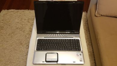 Laptop HP Pavilion DV9700 - Uszkodzona karta graficzna, uruchamia się