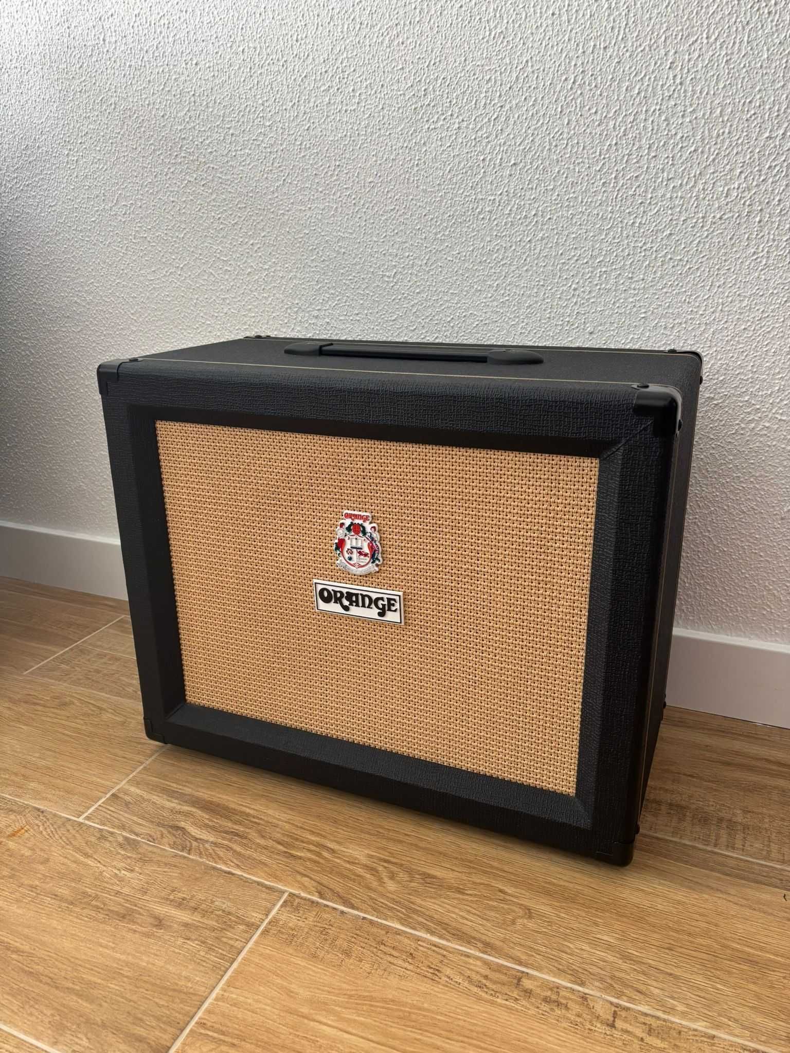 Coluna Orange PPC 112 1x12 Closed Back Cab Speaker Celestion V30