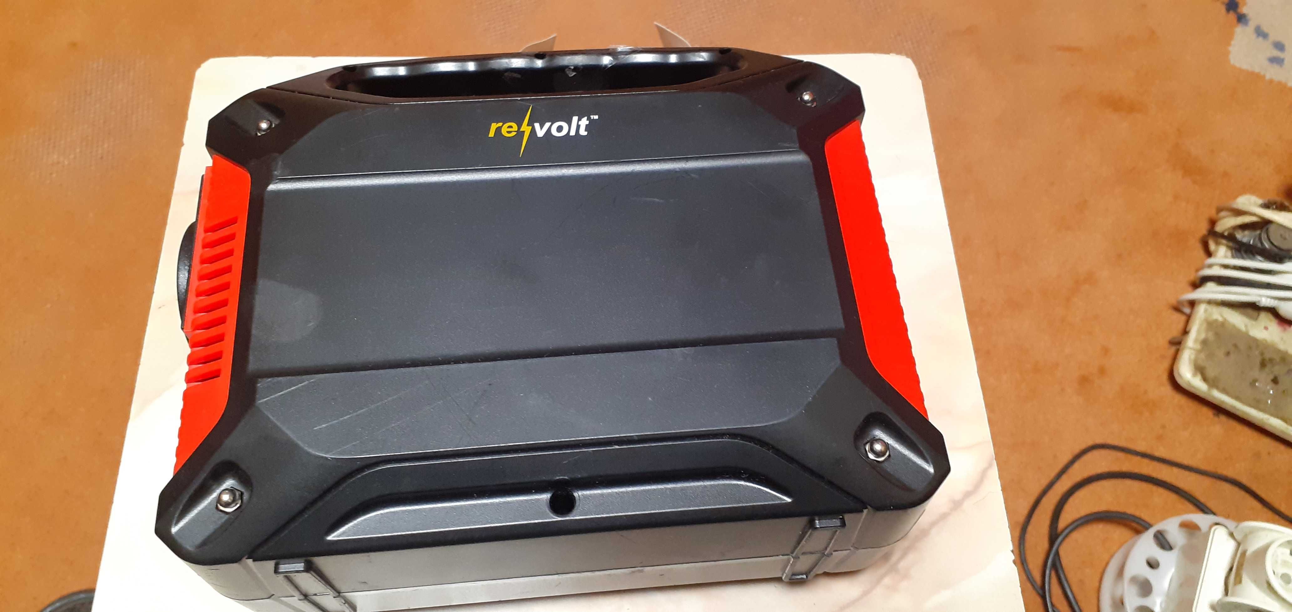 Зарядная станция  REVOLT  NX 2738 675  бу .