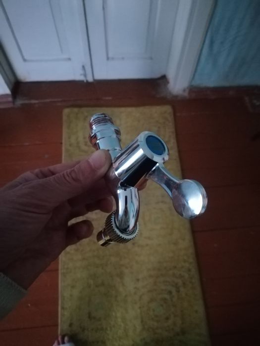 Продам кран для рукомойник. Новый!