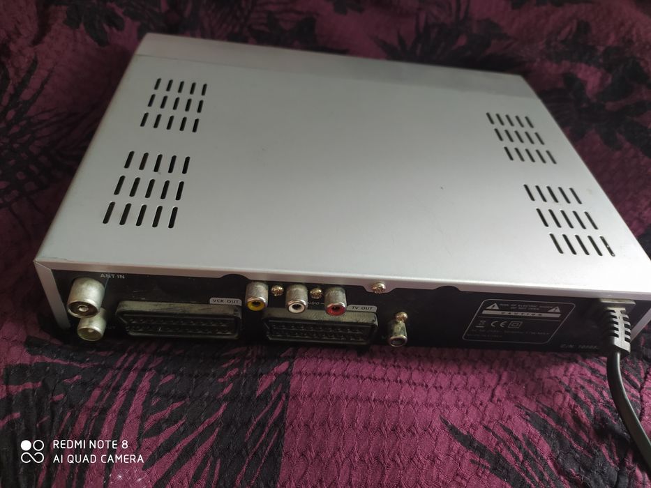 Тюннер цифровой, кабельный ресивер КАON.