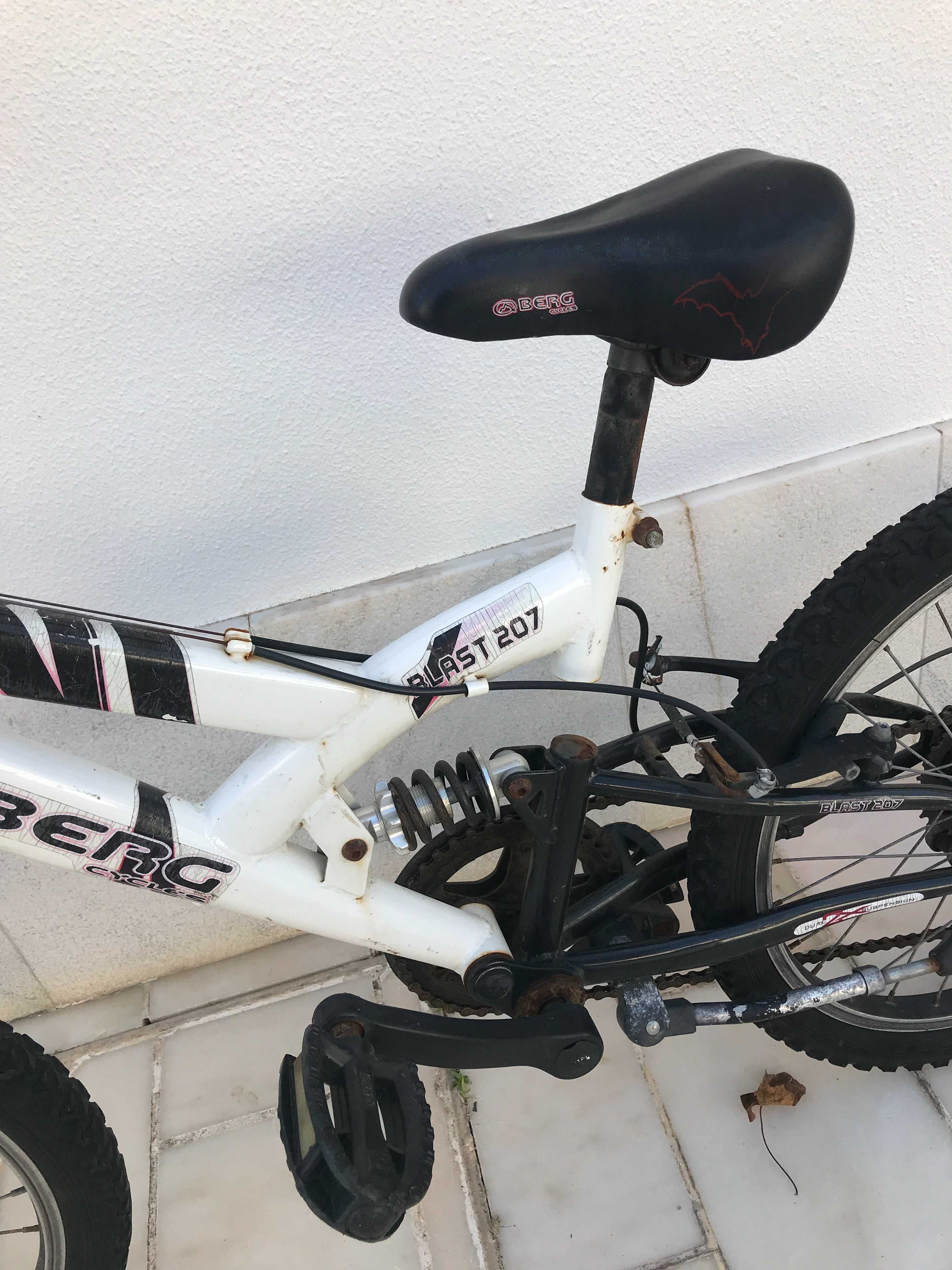 Bicicleta criança com amortecedores