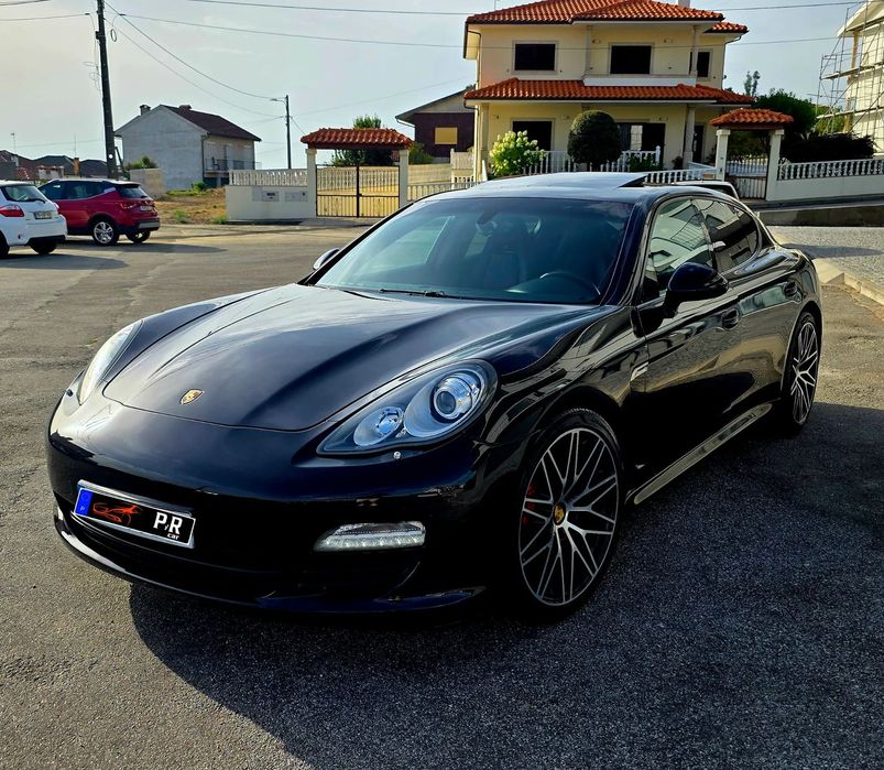 Porsche Panamera Diesel Platinum Edition