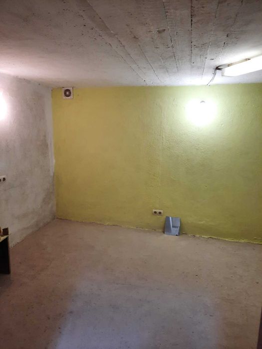 Продаж місця в гаражному кооперативі