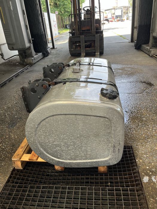 Zbiornik Paliwa Bak Aluminiowy Mega 130x67x55 Renault Volvo Mercedes