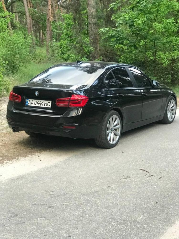 Продам  BMW 320
