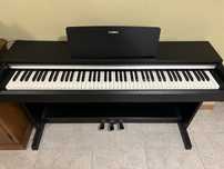 Piano Digital Yamaha Arius YDP-142