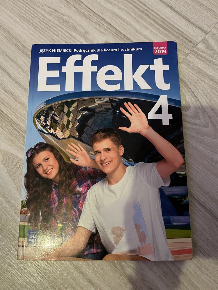 podrecznik effekt 4 język niemiecki