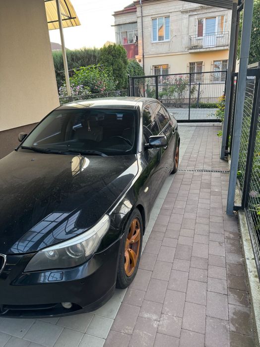BMW   E60   525i БМВ Е60 2.5 Бензин