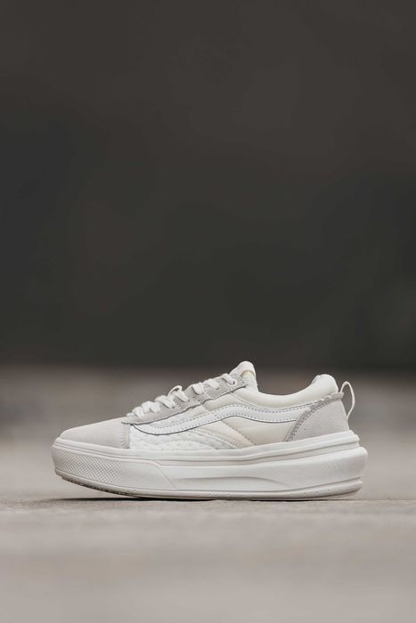 Кросівки Vans Old Skool Overt Plus CC White Platform premium