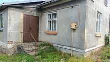 продається житловий будинок.три фази газ і земля площею 49 сотиків