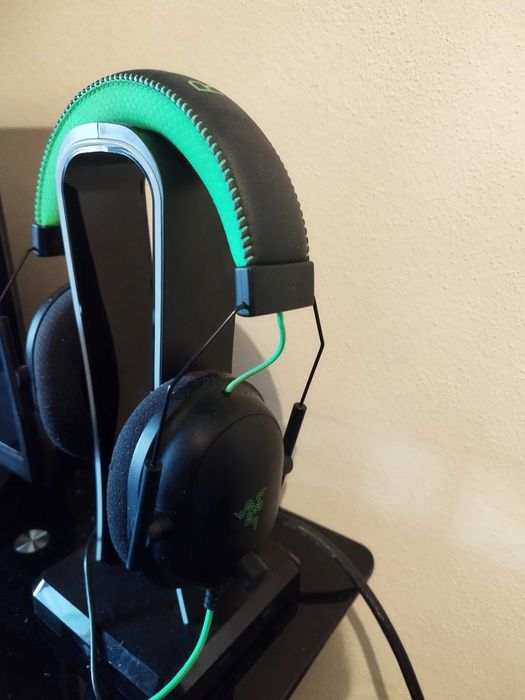 Auscultadores da Razer black shark v2