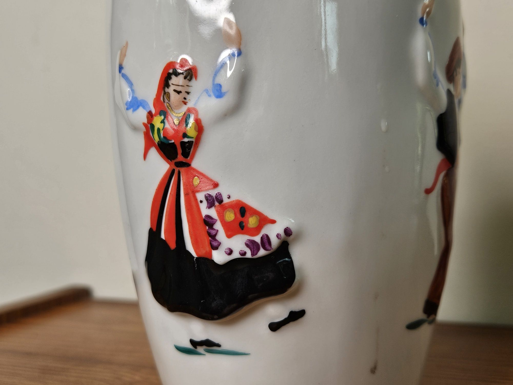 Porcelanowa karafka, Portugalia
