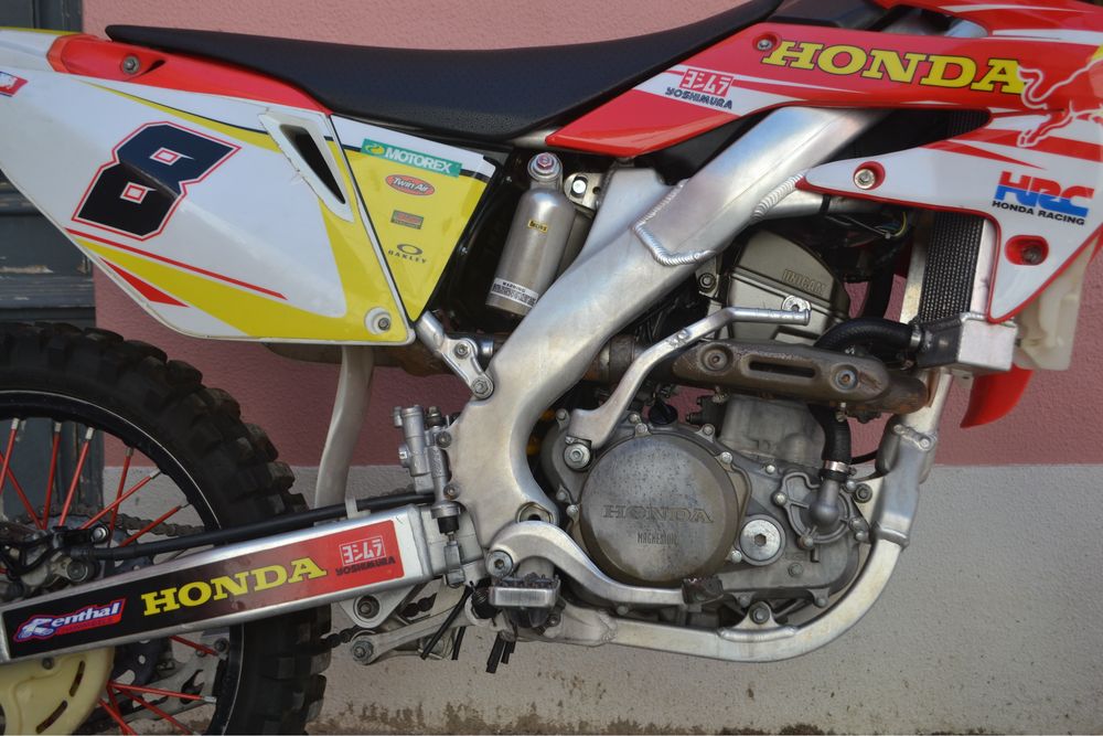 Honda CRF250R 2008 2 escapes