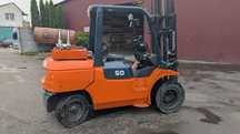 Продам вилковий навантажувач Toyota 02-7fg40
