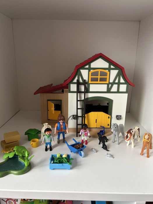 Playmobile stajnia dla koni 6927, stadnina kucyków