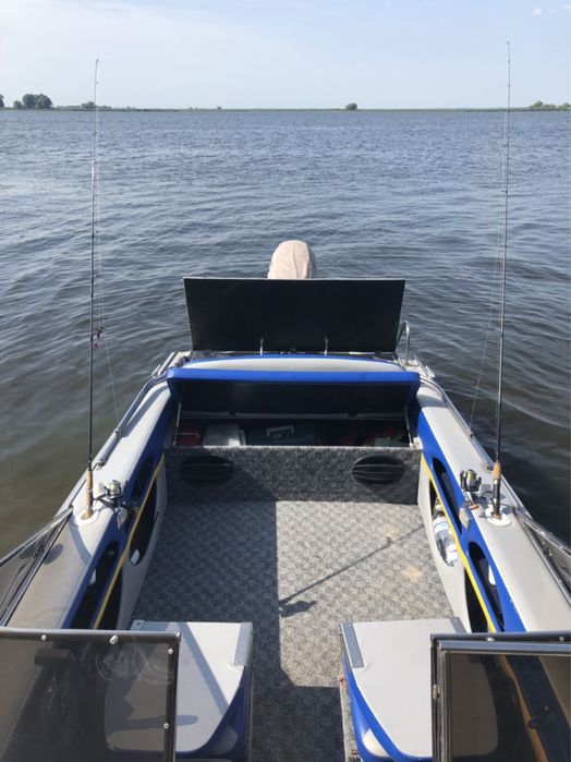 Катер Прогрес-4