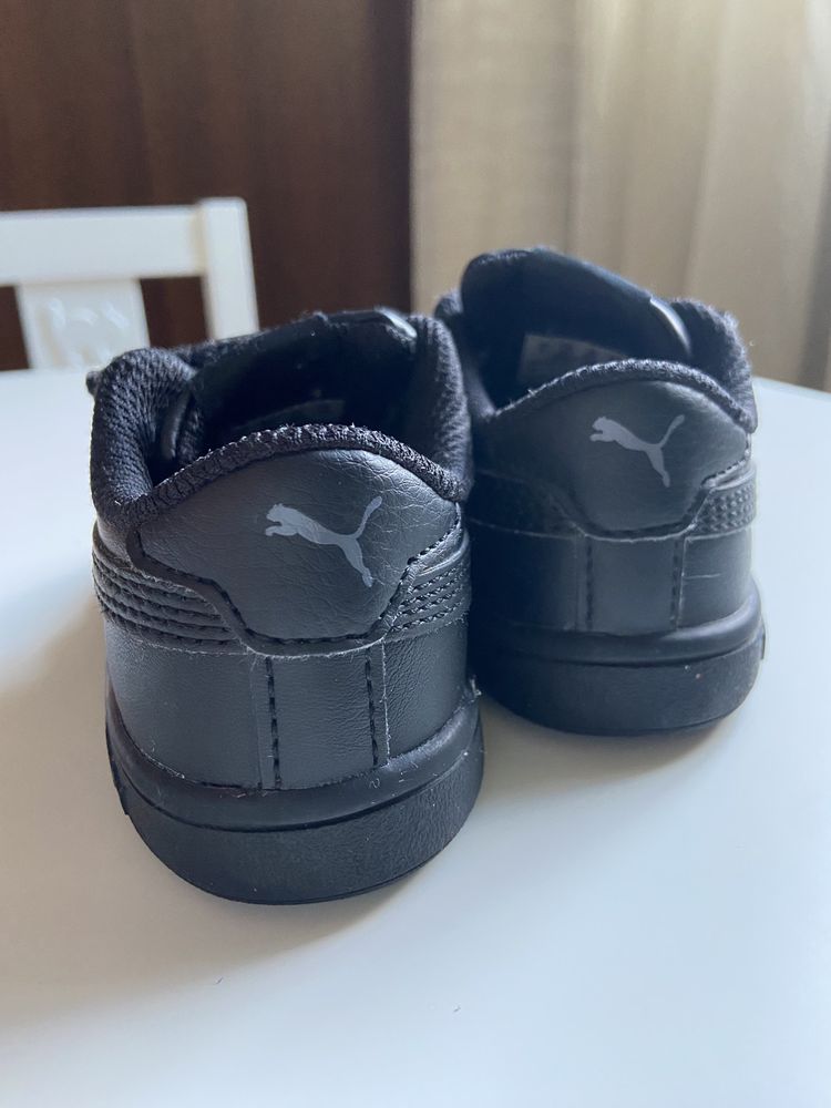 Шкіряні кросівки Puma, 22 розмір, 14 см