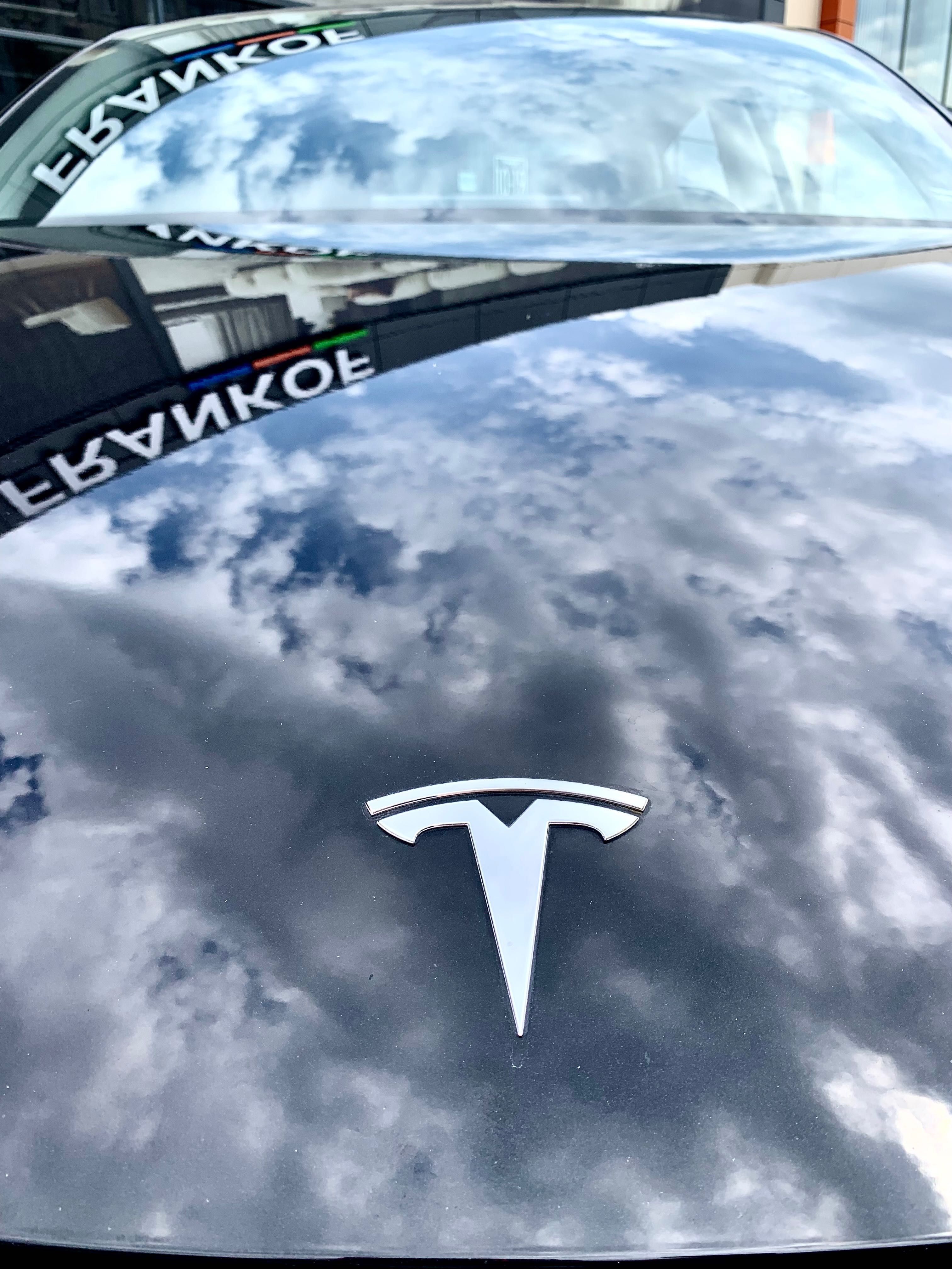 Tesla Model 3 Long range