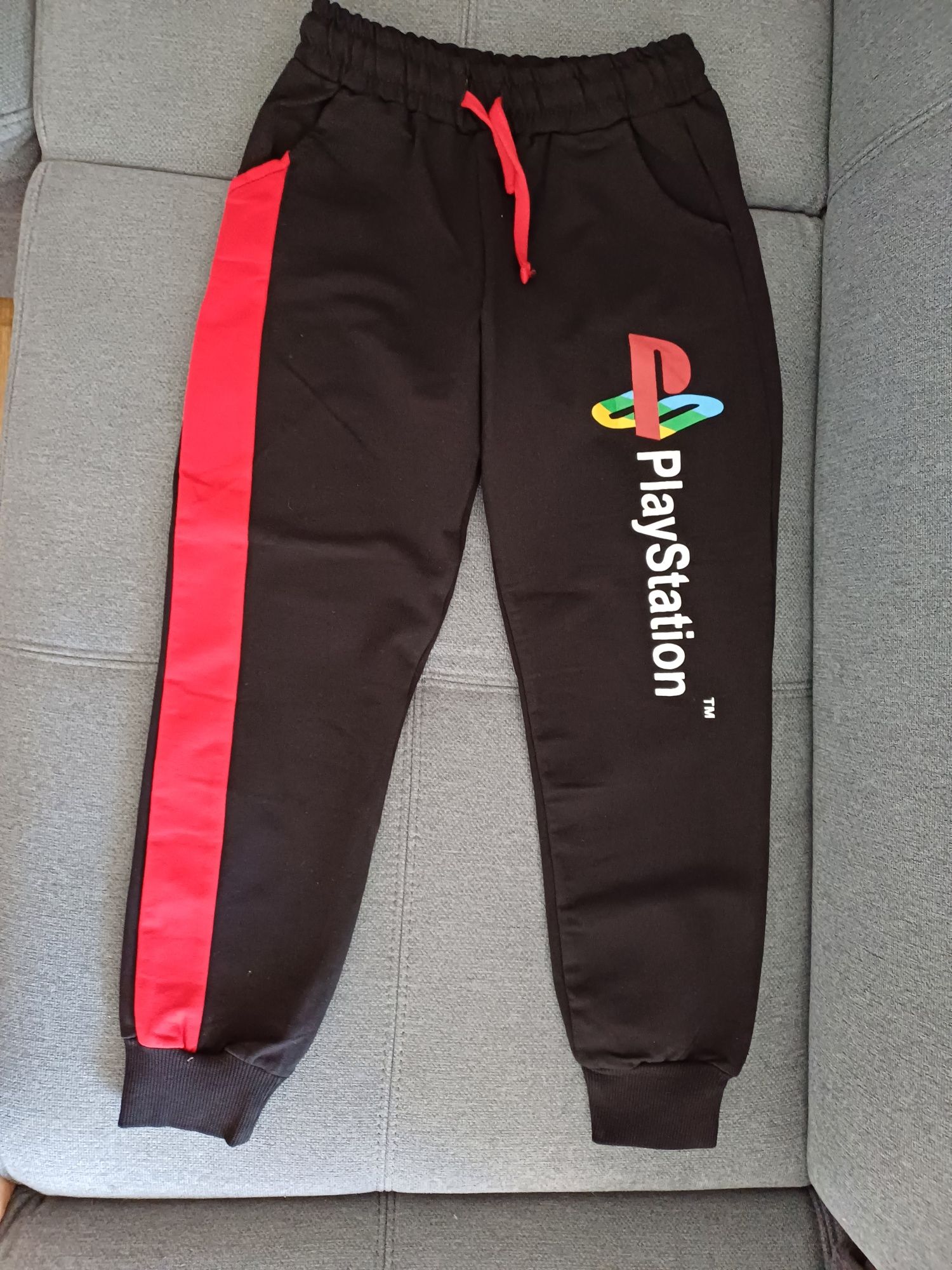 Spodnie dresowe PlayStation rozmiar 140