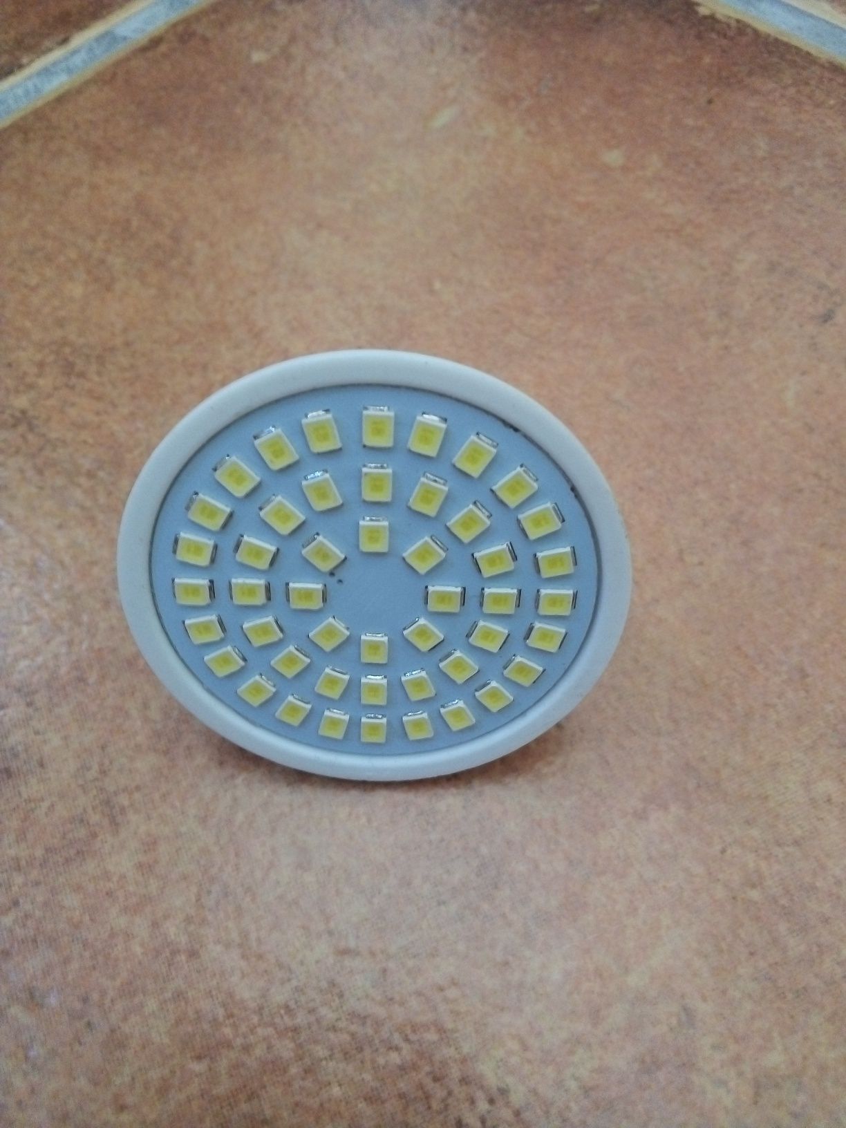 Lâmpada LED MR16 5W 220V