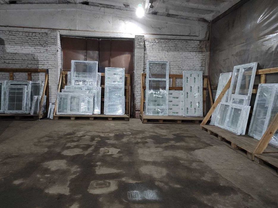 Продам двері вхідні та міжкімнатні пластикові