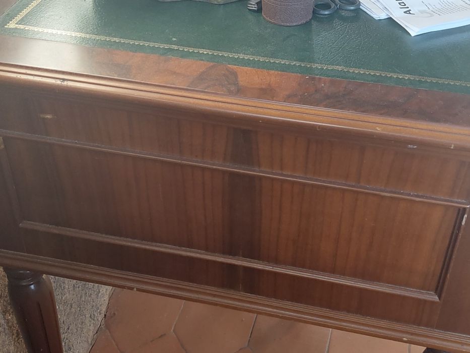 Secretária clássica