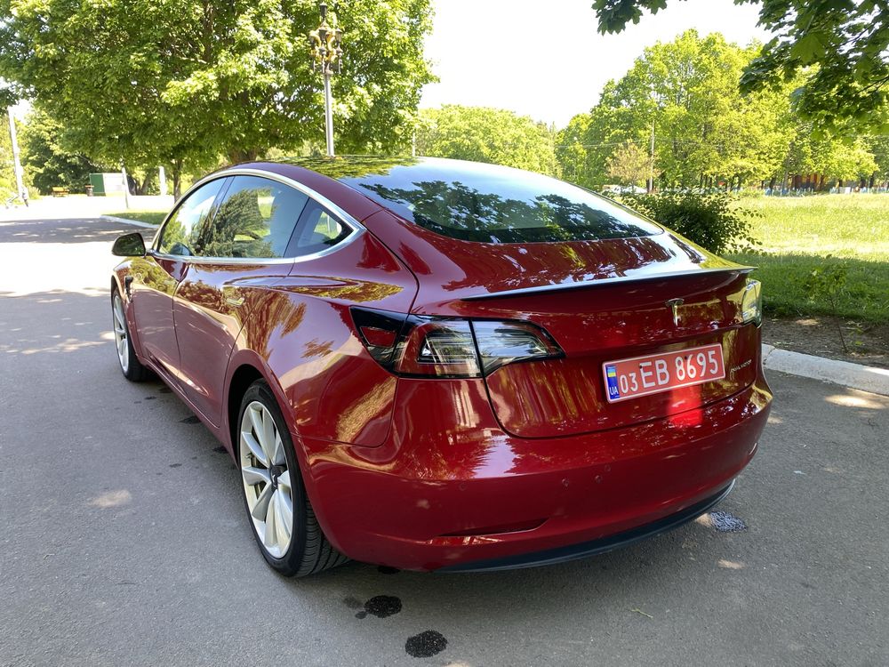 Продам Tesla model 3 Dual Motors