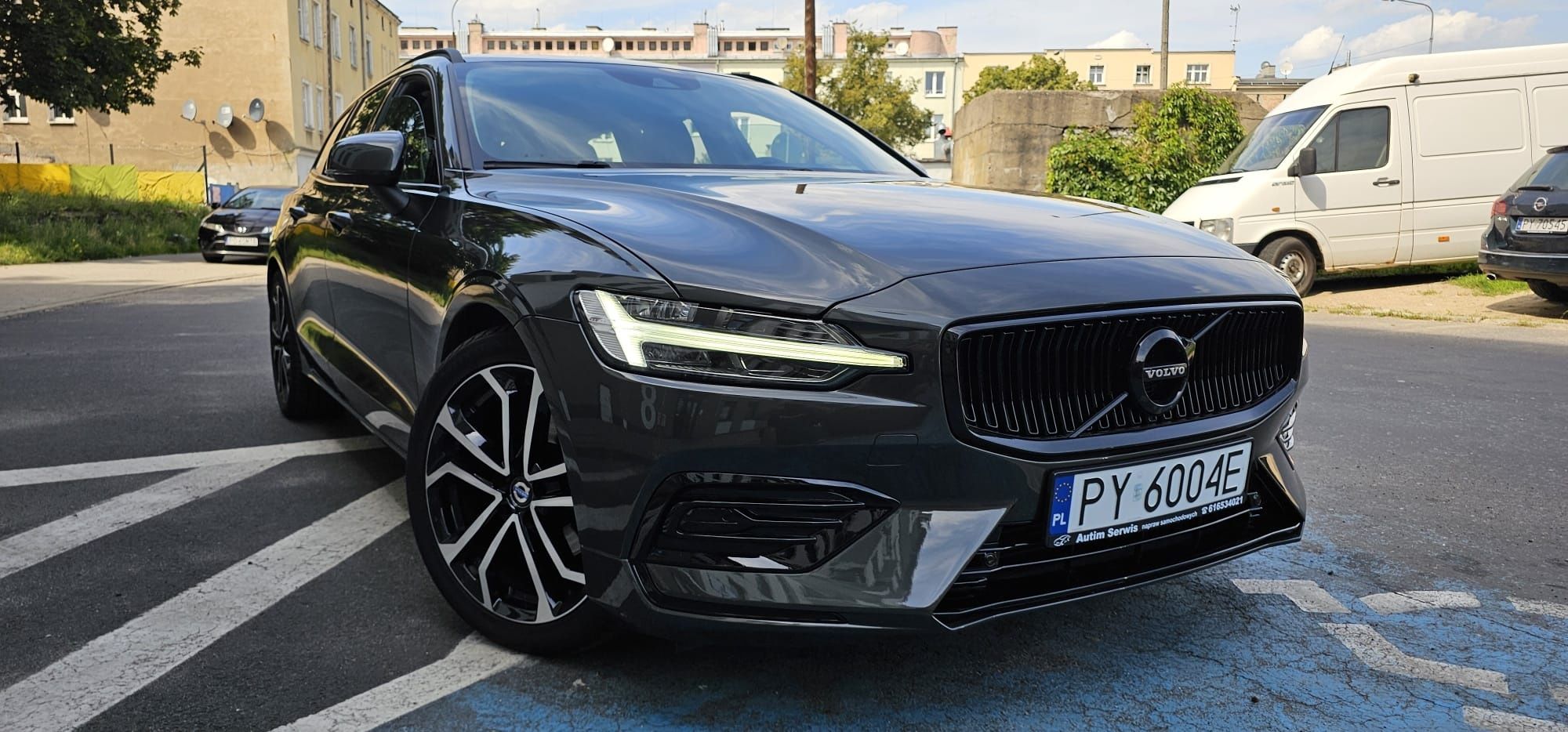 Volvo V60 II 2.0 diesel 150KM D3 2019r. manual