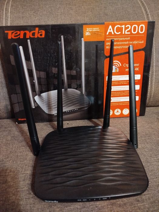 Роутер Tenda AC5
