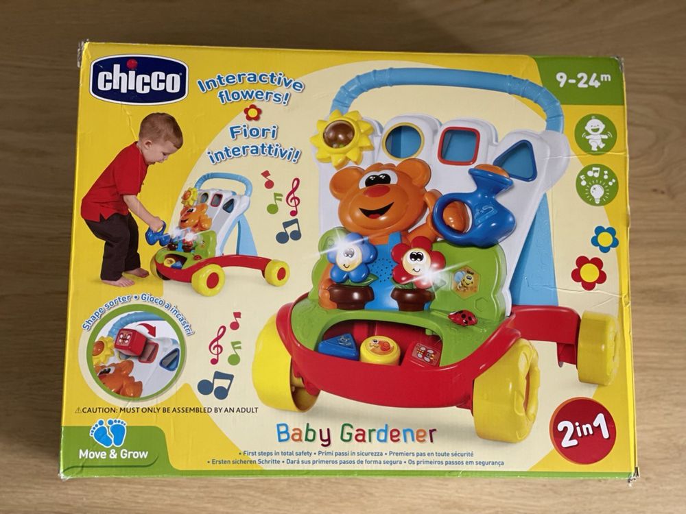 Дитячі ходунки-штовхач Chicco "Baby Gardener"