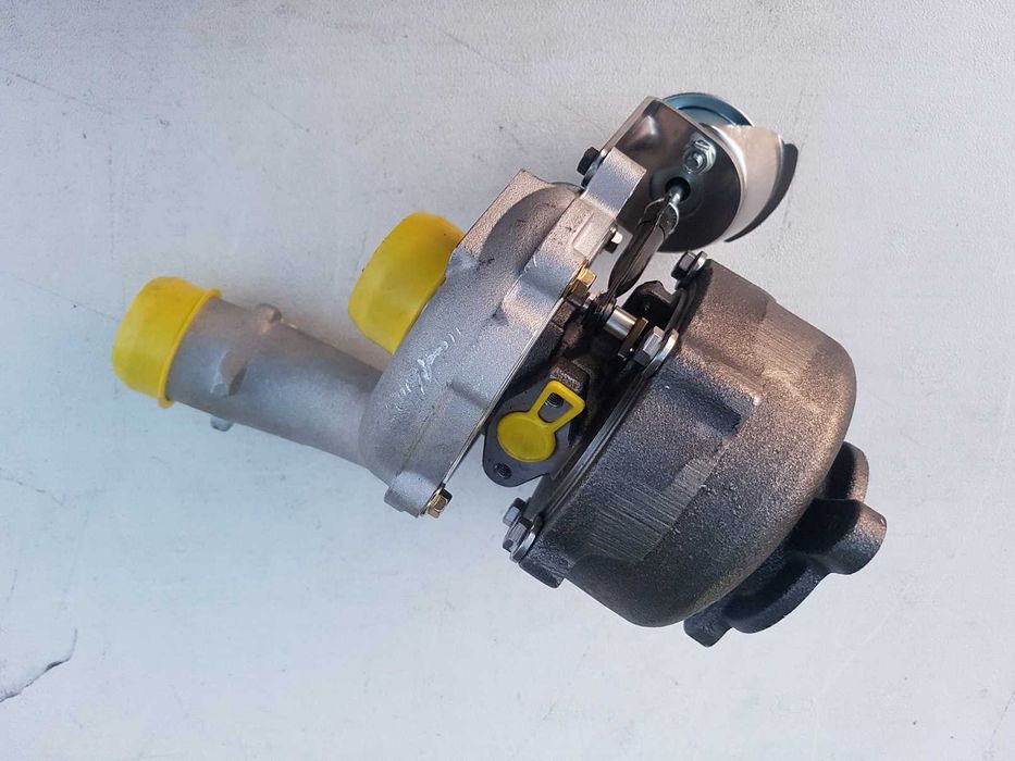 Turbosprężarka Mitsubishi Carisma Nissan Primera  Renault Space Star