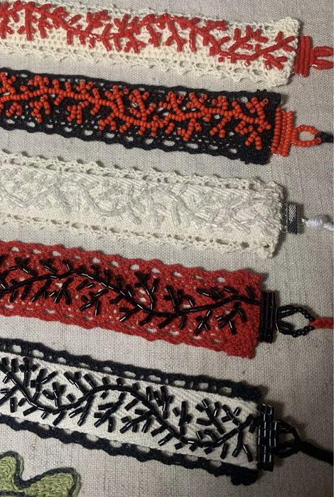 Чокер з бісеру, прикраса