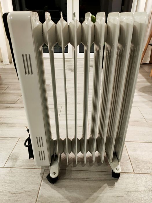 Grzejnik olejowy 2000W.