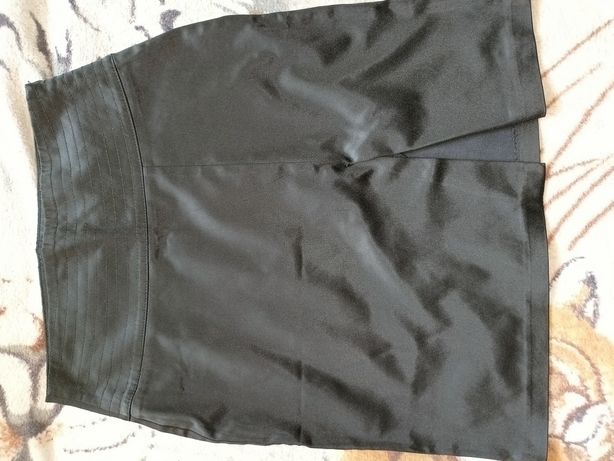 Czarna spódnica rozmiar 36 Orsay