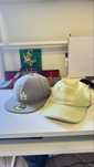 Boné supreme e new era