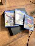 Playstation 4 slim 1 TB 2 pady 3 gry Stan idealny