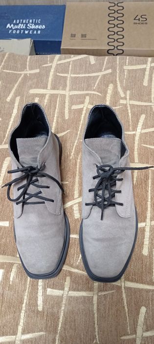 Продам ботінки жіночі весна/осінь.