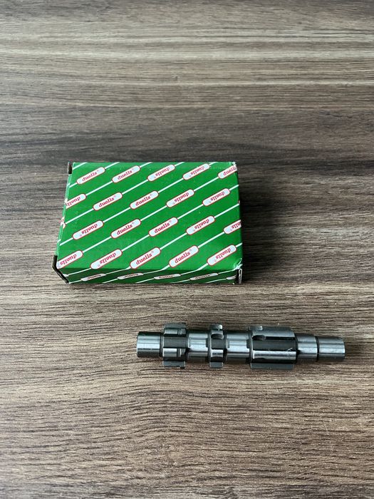 NOWY DUELLS wałek pośredni skrzyni biegów WSK 125 WFM M06