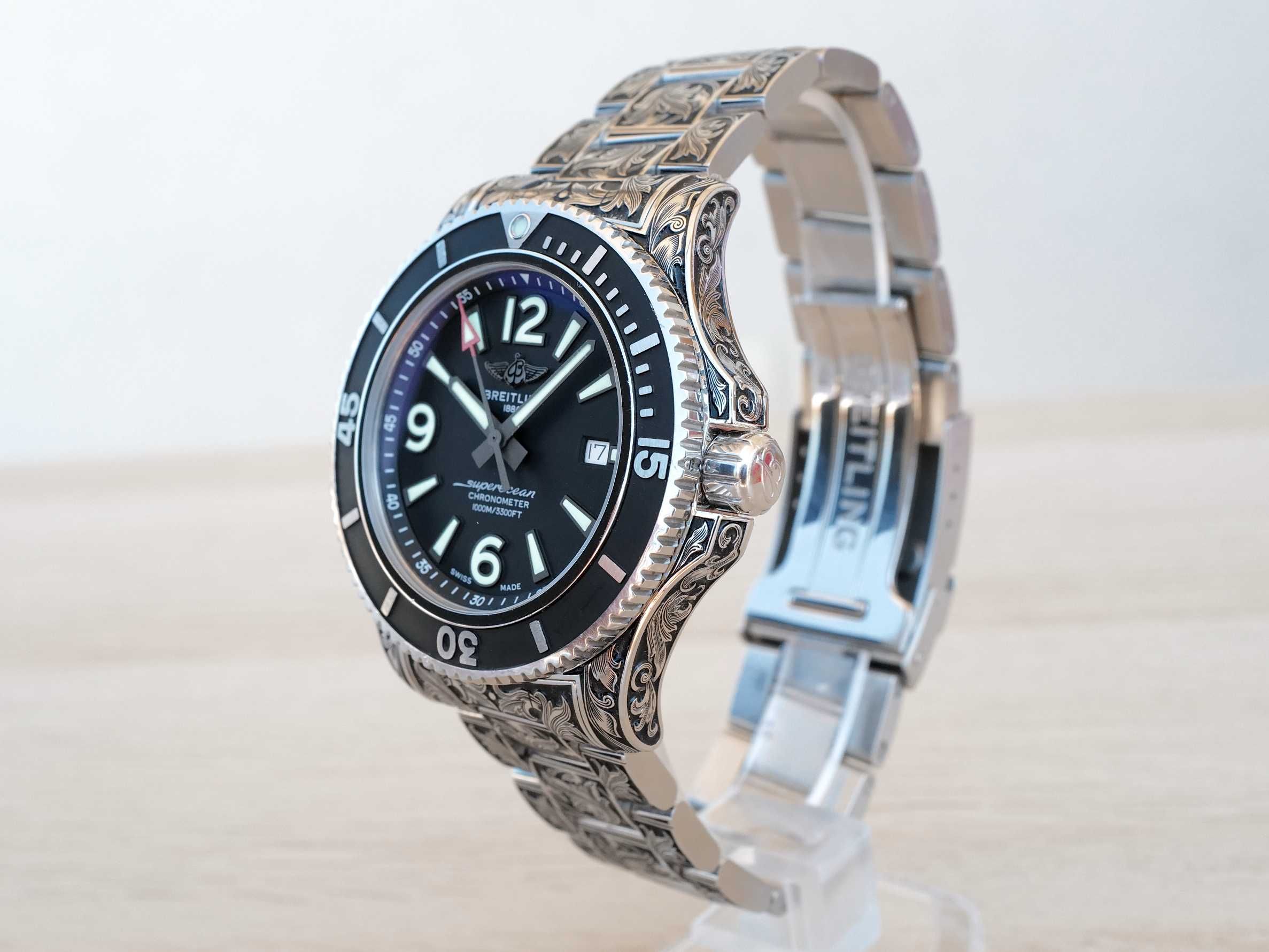 Breitling Superocean Chronometer  Black Special Edition 44mm
